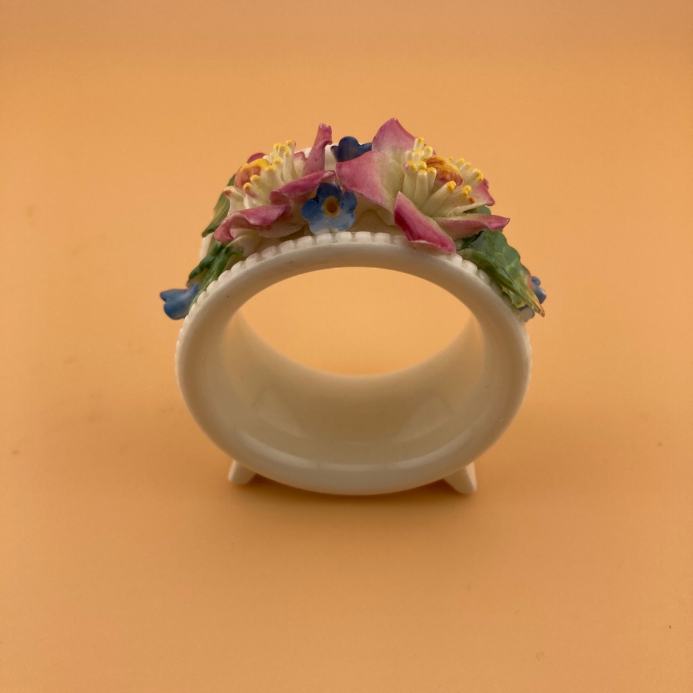 Napkin Rings Bone China Collectible 6 - Picture 7 of 16